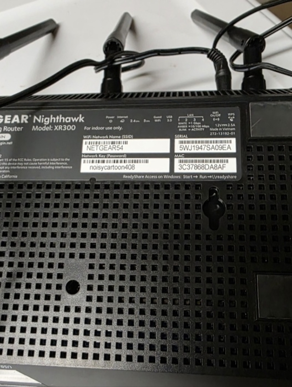 NETGEAR Nighthawk Router in Black with Orange Lettering - Picture 2 of 2